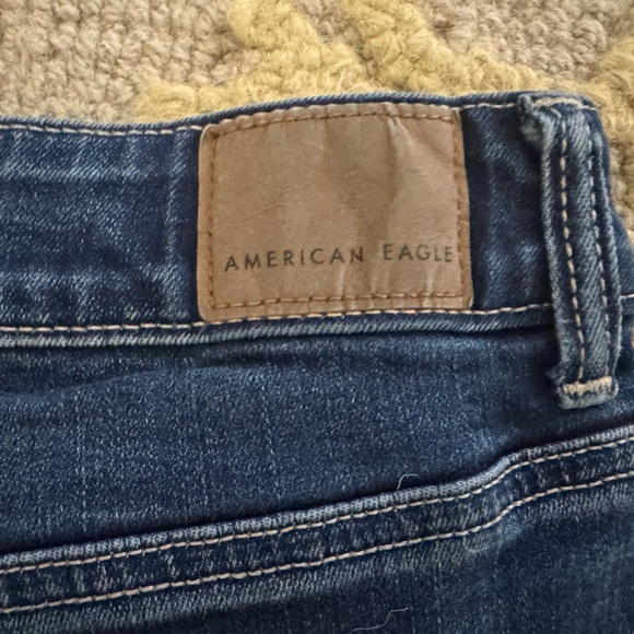 American Eagle Outfitters Size 16 Stretch Hi-Rise Shortie Denim Shorts - Picture 3 of 7